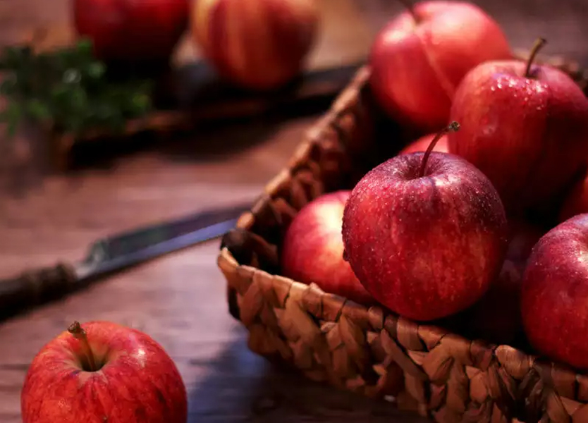 أطعمة موجودة في كل بيت "تحمي" من السرطان