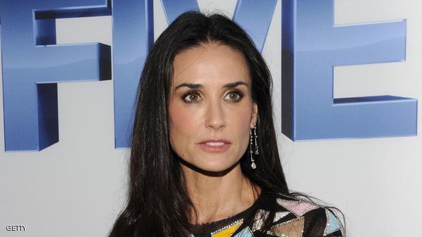 جثة بحمام السباحة في منزل ديمي مور