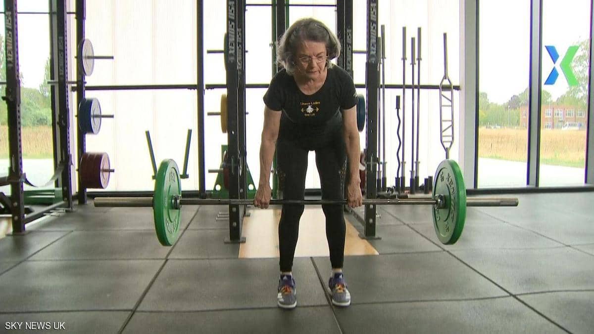 رفع الأثقال.."حيلة رياضية" للتغلب على الشيخوخة