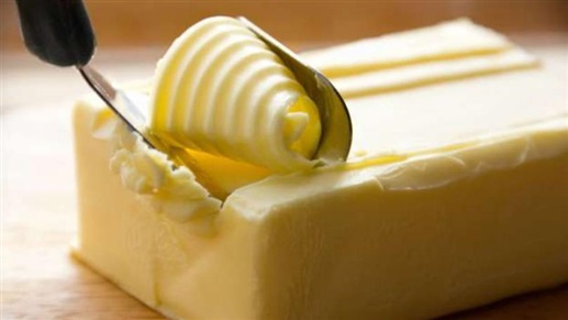 أطعمة مفيدة للإنسان رغم سمعتها الصحية السيئة من بينها الزبدة والشوكولا