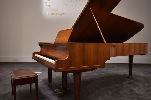 بيانو فريق آبا بمزاد مقابل 1.24 مليون دولار