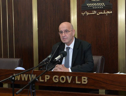 عراجي: بلغنا مرحلة صعبة جدًا على المستوى الصحي