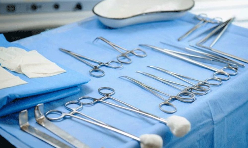 أزمة المستلزمات الطبية&hellip; حلّ قريب؟