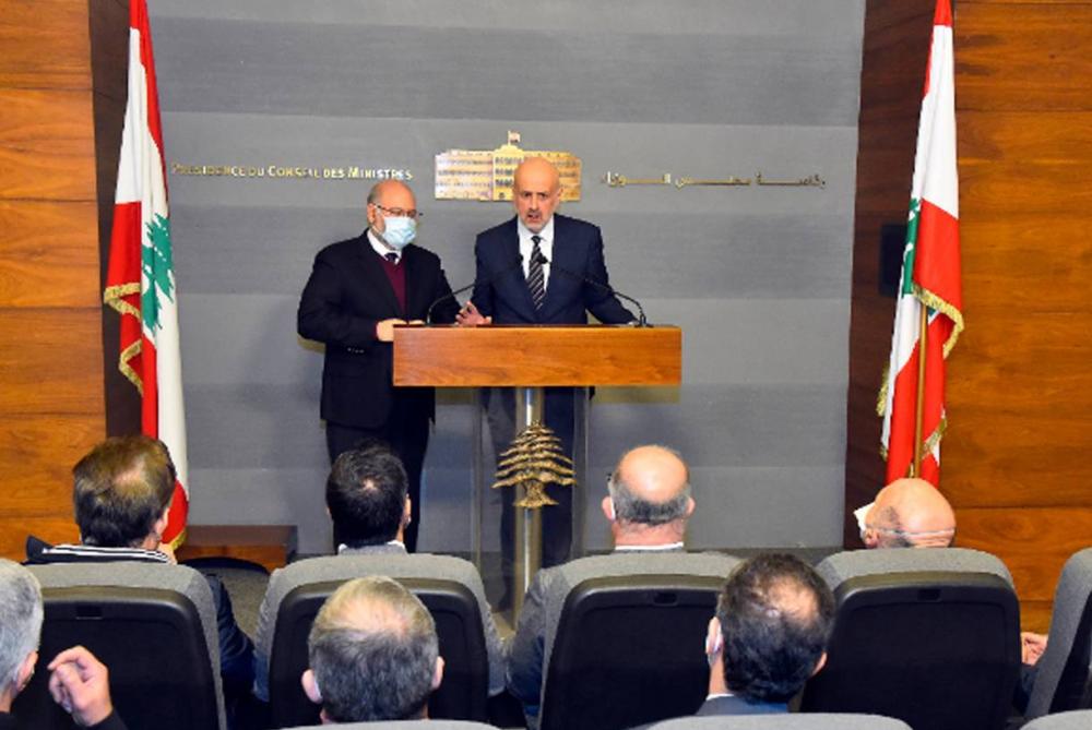 "أوميكرون" يسرح ويمرح وقرار الإقفال العام رهن بتفشي الوباء