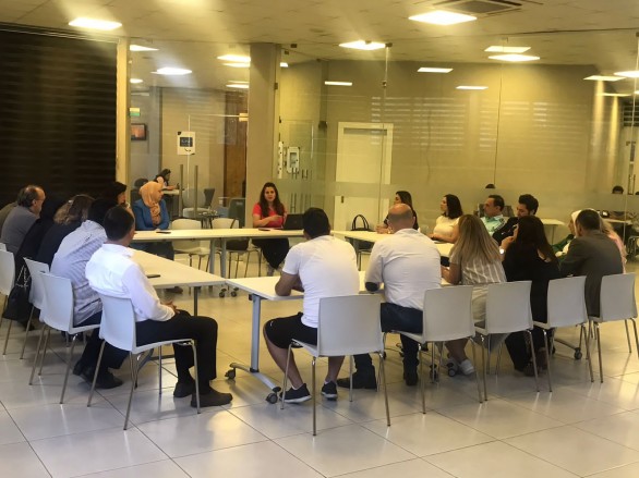 لجان الأهل في صيدا ترفض "دولرة" الأقساط