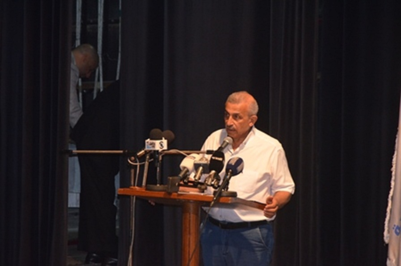 أسامة سعد في المؤتمر التربوي في ثانوية الحريري: لا بد لأي خطة إنقاذية أن تضع في أولى أولوياتها التعليم والصحة وفرص العمل