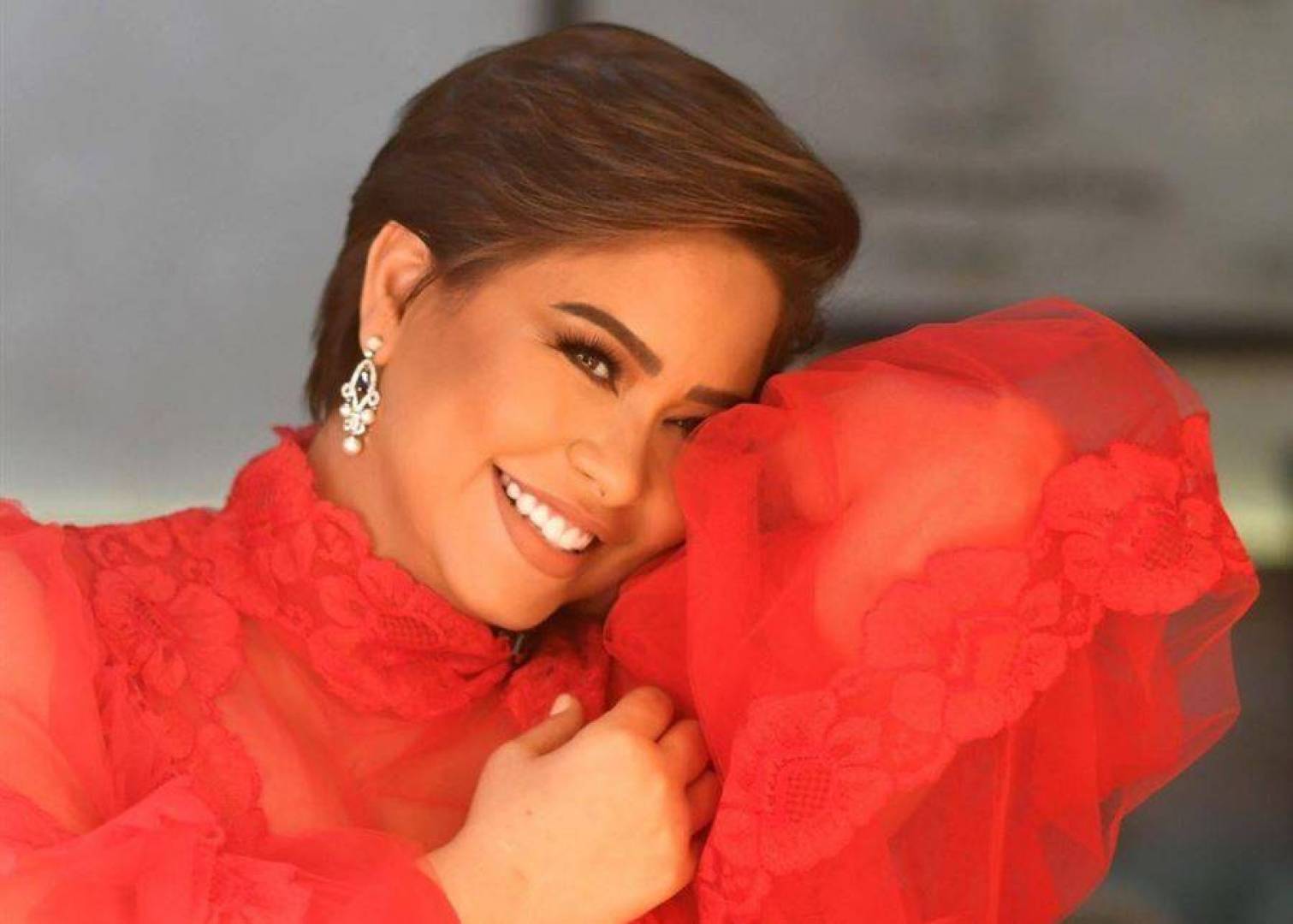 "محبو شيرين" يعيدون نشر فيديو لها: "إحنا شمعة منورة ومافيش مخدرات"