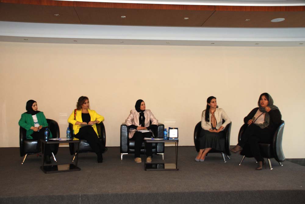 بالفيديو والصور : جلسة عمل على هامش افتتاح فعاليات المؤتمر السنوي الخامس لشبكة ZNN الاخبارية في بلدة مغدوشة - الجزء -2