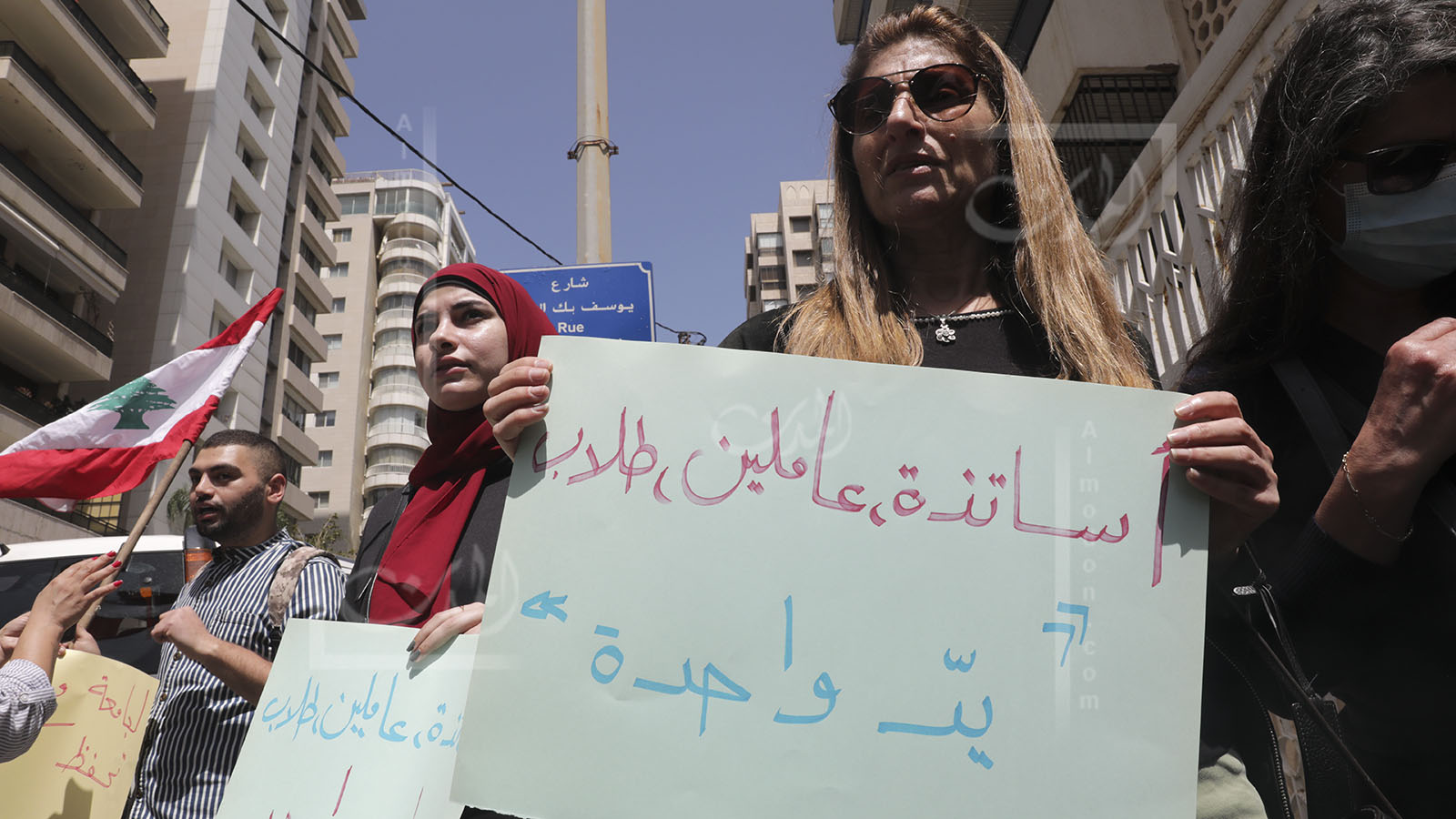 قريباً .. بطاقات خاصة برابطة متقاعدي الأساسي تؤهل حاملها الاستفادة من حسومات