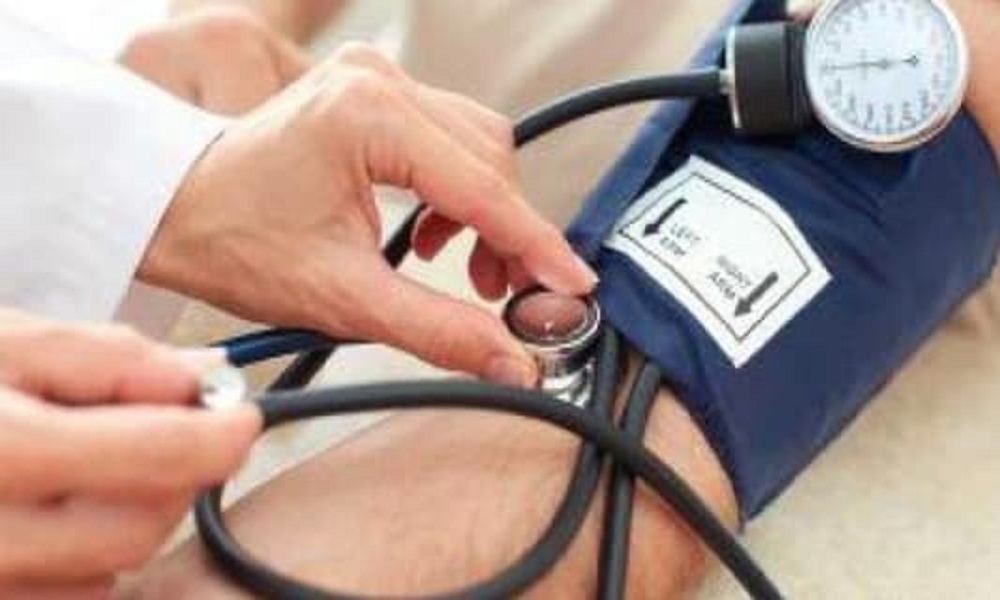 5 أطعمة تُخفّض ضغط الدم