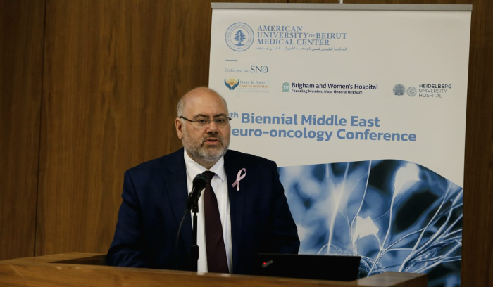 الأبيض: مصممون على المستوى المتقدم من العلوم الطبية مع تزويد المرضى بأحدث خدمات الرعاية