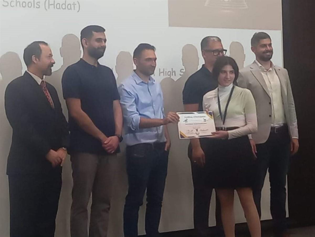 تفوّق لتلامذة ثانوية القلعة - صيدا في مسابقة الرياضيات الدولية وريم خالد الغربي تفوز بالمركز الثاني على صعيد لبنان