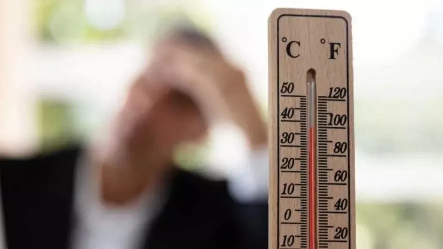 حرارة الصيف تهدد صحتك العصبية والقلبية&hellip; طبيبة تقدم دليلاً عمليًا للوقاية