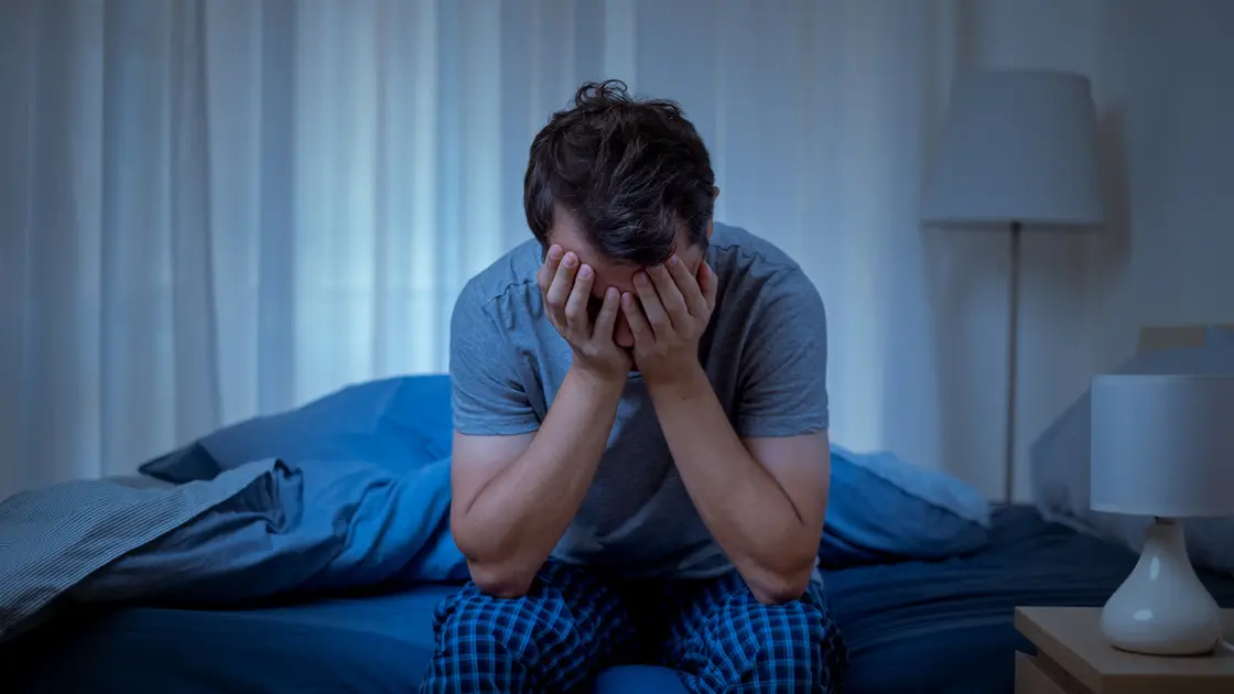 عادات سيئة تؤثّر على النوم وتُسبّب الأرق&hellip; ما هي؟