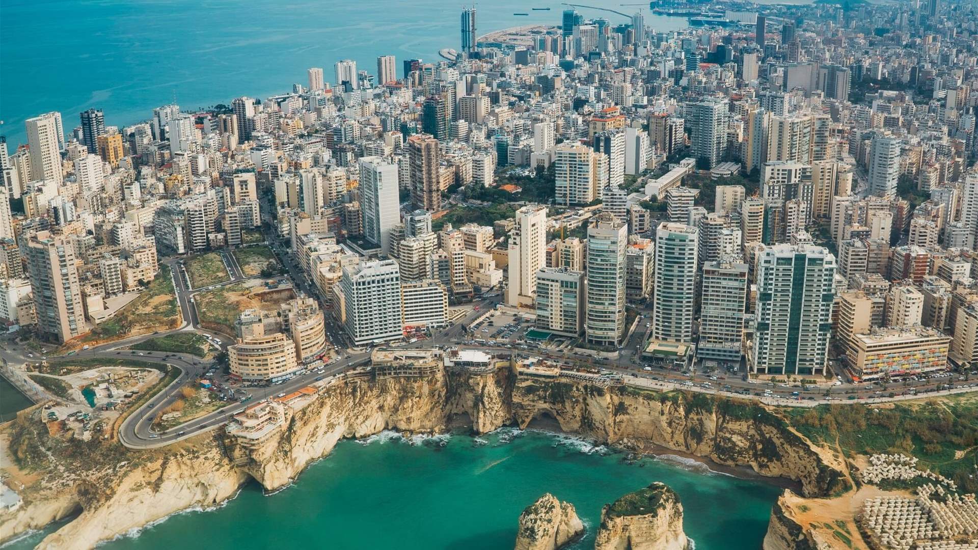 الحرارة ترتفع.. وتحذير من الحرائق والتيارات البحرية