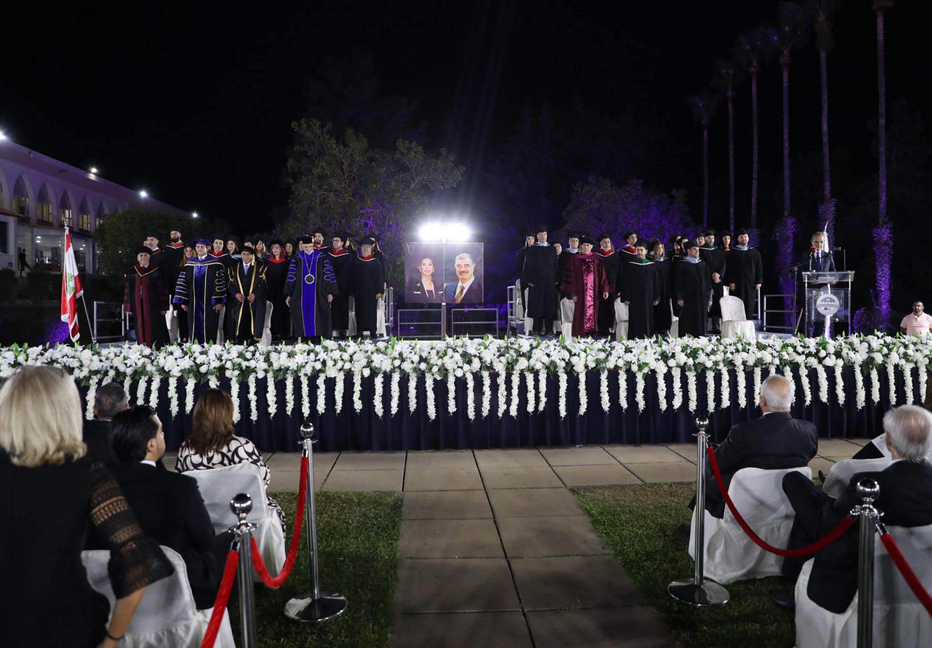جامعة رفيق الحريري تحتفل بيوبيلها الفضي.. نازك الحريري: ليبقى إرثه رؤيةً حيةً للأمل والمعرفة والوحدة والتقدم