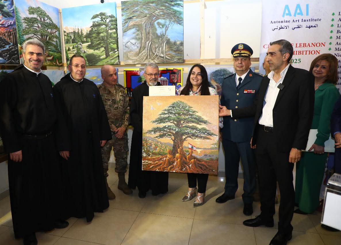 لوحة إبنة مدينة صيدا ملكة عدنان العبد تفوز بالمرتبة الاولى في مسابقة عيد الإستقلال