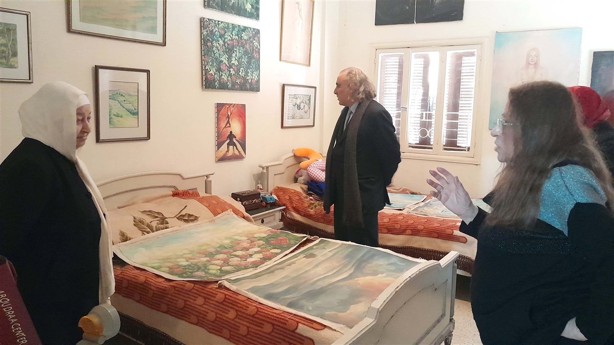 بهية الحريري تزور معرض 'النظرة الأخيرة على مرسم الفنان الراحل محمد علي الخطيب': تخليد ذكراه بالحفاظ على إرثه الفني والثقافي