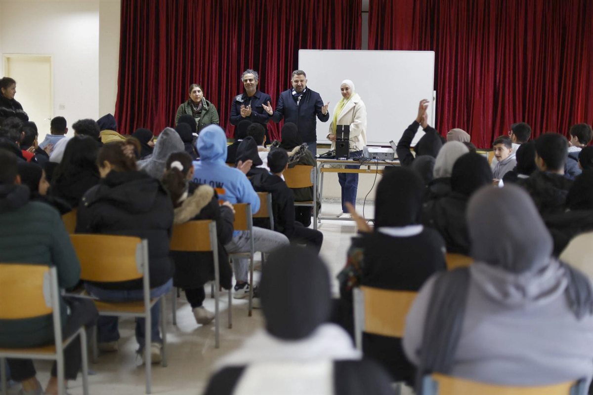 'شباب بلا مخدرات' ندوات لمؤسسة الحريري لتوعية الشباب وحمايتهم من آفة الإدمان