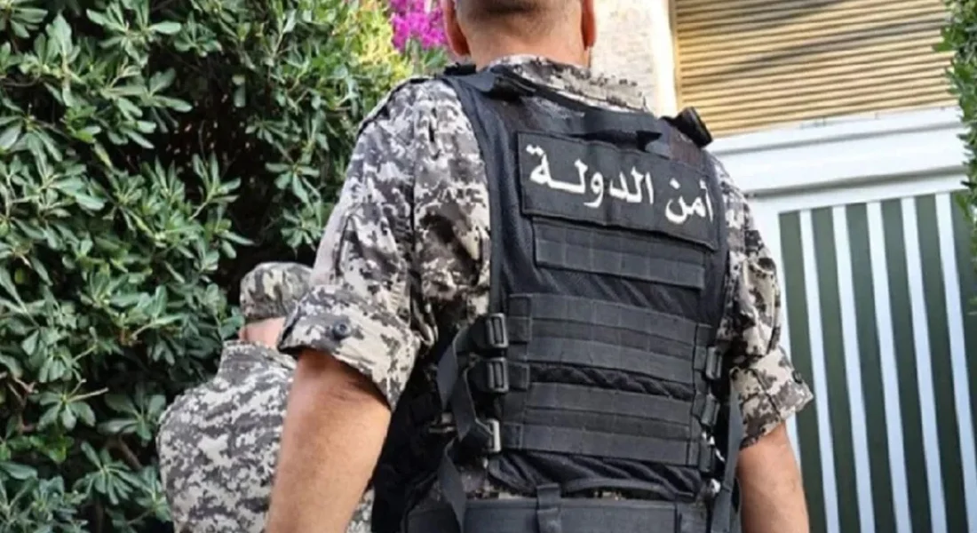 &ldquo;خرق لمعايير سلامة الدجاج&rdquo;&hellip; أمن الدولة يداهم معملًا في صور ويغلقه