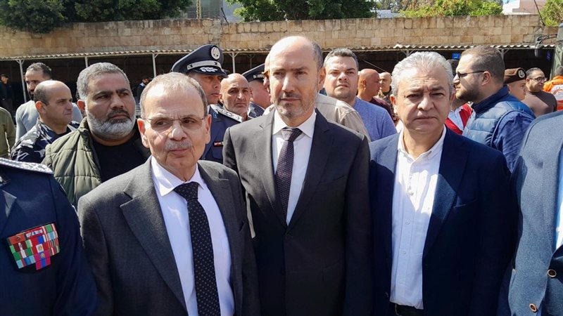 رئيس بلدية صيدا المهندس مصطفى حجازي يشارك في مراسم التشييع المهيب لشهداء أمن الدولة الـ 13 في سرايا صيدا