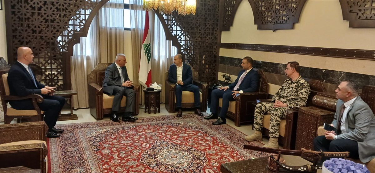 مدير الأمن العام زار محافظ الجنوب وتفقد غرفة عمليات الكوارث