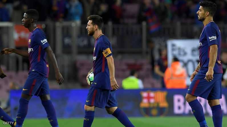 ميسي وسوايز وراء "أزمة" جديدة في برشلونة