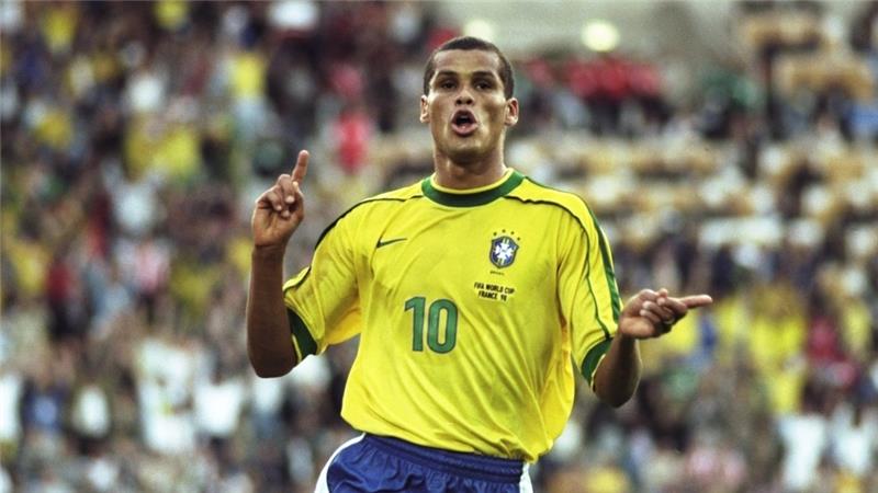 ريفالدو يعود للملاعب وعمره 43 عاما