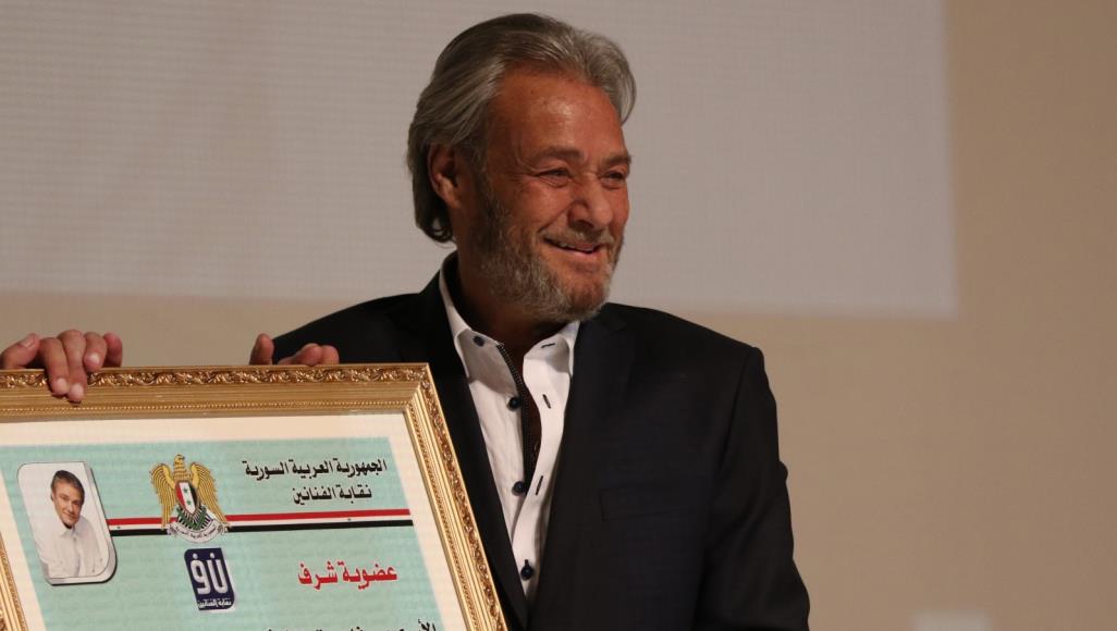 المسرح الوطني اللبناني يكرّم فاروق الفيشاوي