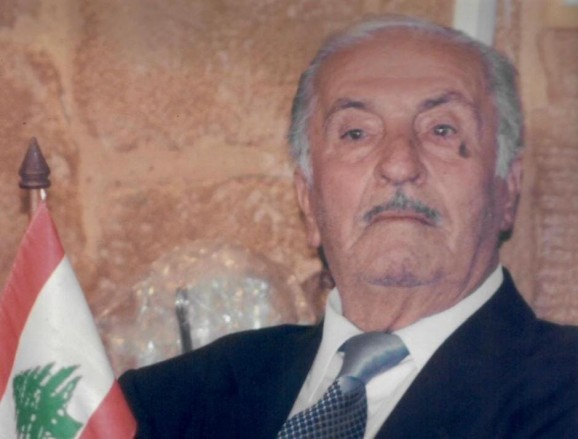وفاة كبير مخاتير لبنان والشاعر 'شلهوب يوسف يوسف' والد صاحب 'مطعم المختار - جنسنايا' جهاد وفادي وجوزيف