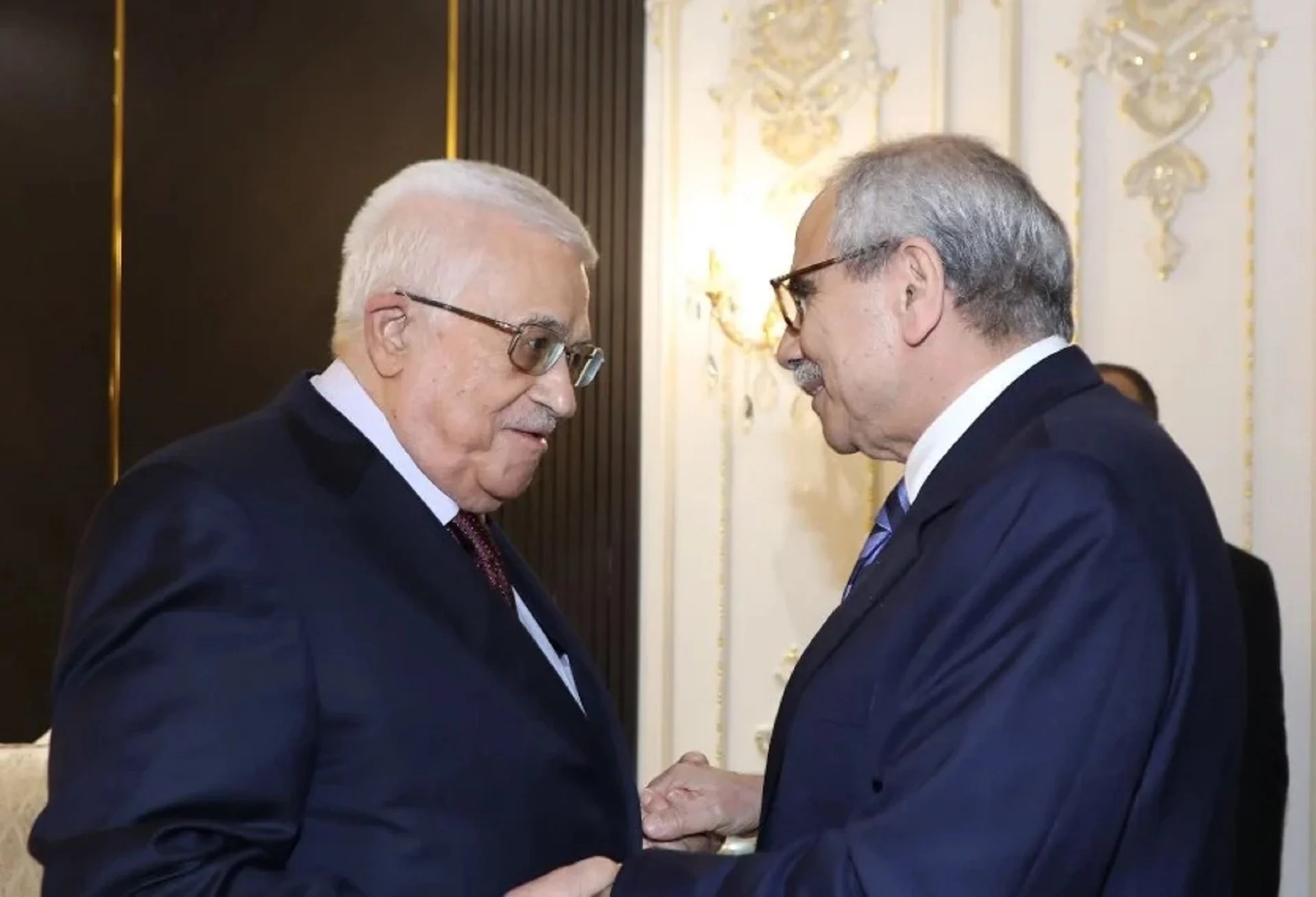 سلام: اتصلت بالرئيس محمود عبّاس مهنئاً بالإنجاز الديبلوماسي