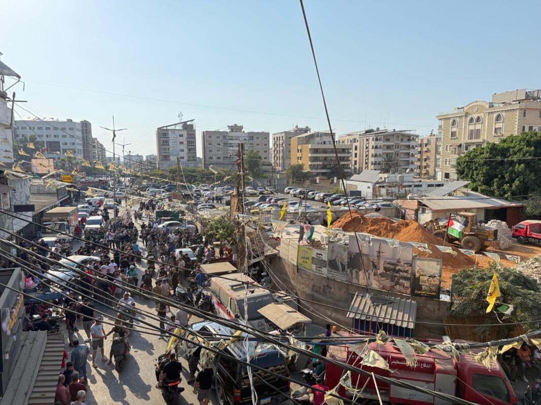 عام 2025 بين سحب السلاح وترتيب البيت الفتحاوي: تحوّلات كبرى في المخيمات والساحة اللبنانية