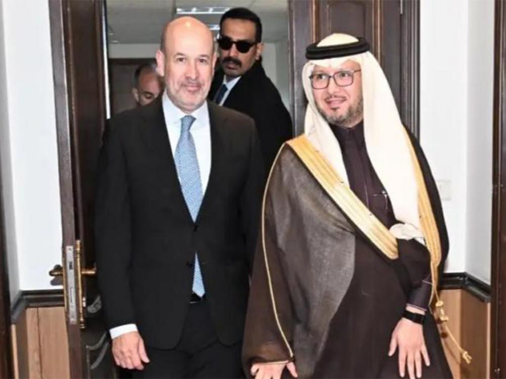 بخاري يزور ديوان المحاسبة ويؤكد دعم السعودية لعمله