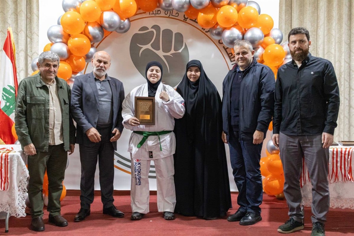 نادي الهدى الرياضي حارة صيدا كرم أبطاله ولاعبيه برعاية المسؤول الرياضي في حزب الله