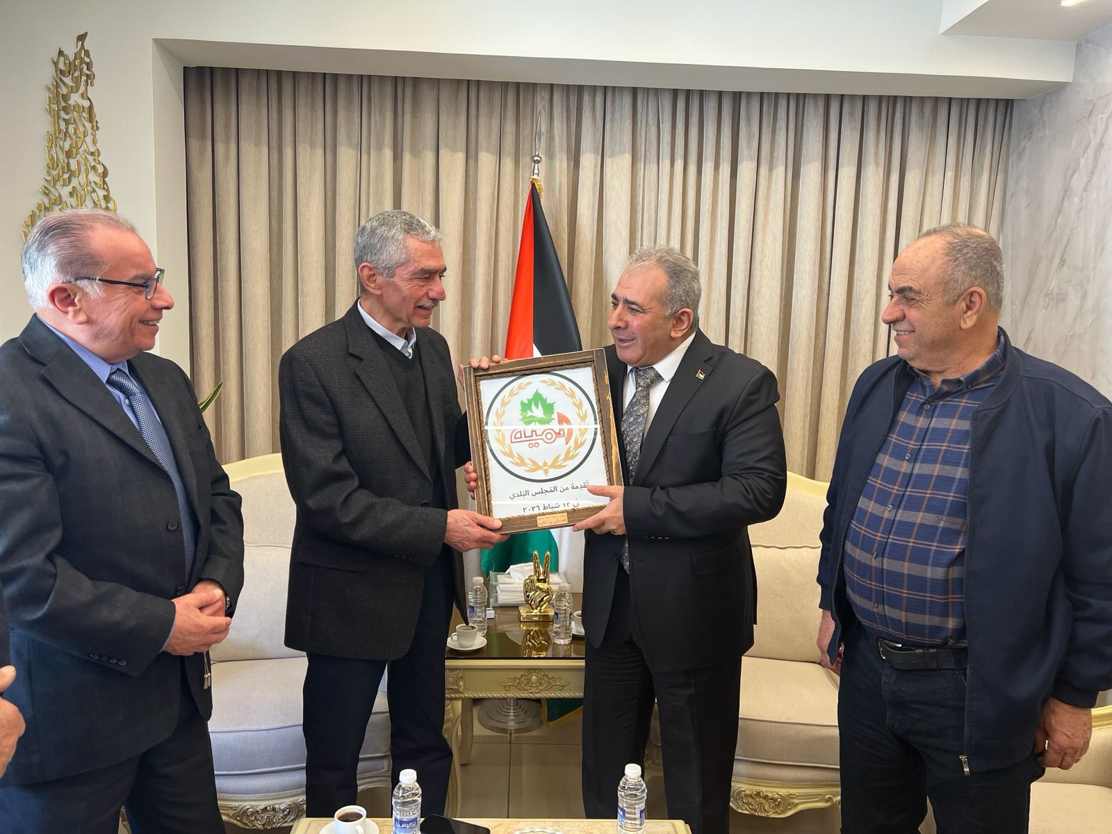 المجلس البلدي للميّة ومية يكرم سفير فلسطين تقديراً لجهوده في تعزيز العلاقات الثنائية