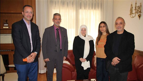 بهية الحريري تستقبل المدير الجديد لمستشفى الهمشري د. صفوت اسكندر