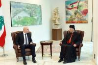 photodune-3834701-laughing-girl-xs