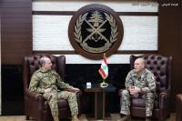 photodune-3834701-laughing-girl-xs